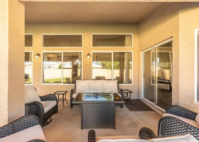 Spacious 4br Patio Huge Yard Sleeps 18 Grill * Gilbert
