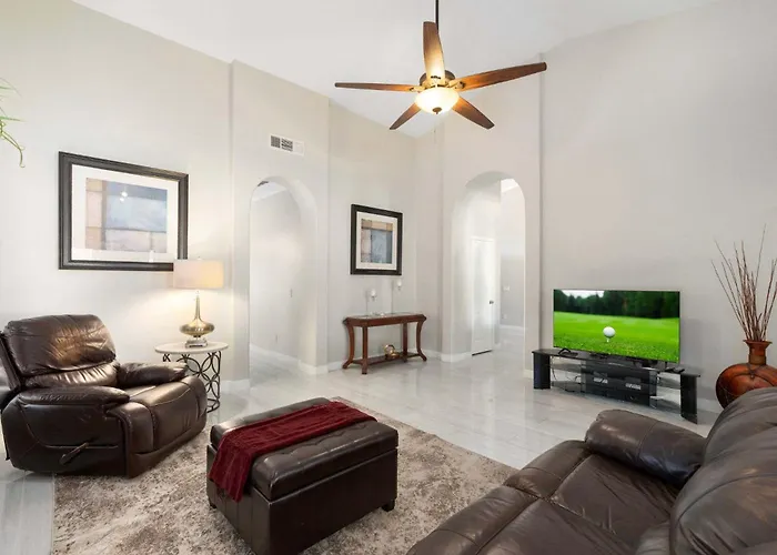 Spacious 4br Patio Huge Yard Sleeps 18 Grill